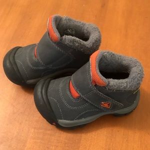 KEEN Kootenay Little Kids Sz 8 Boots Magnet/Koi